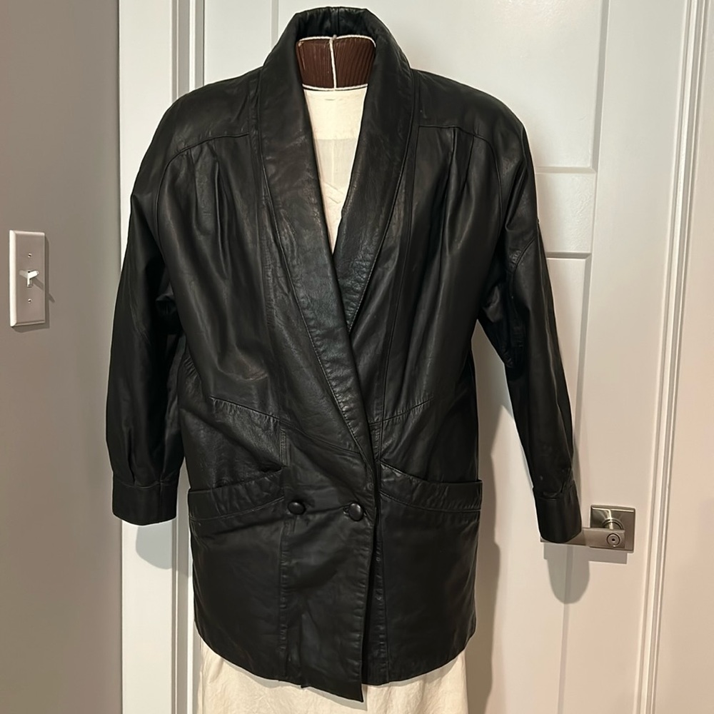 Vintage Women’s Black Leather Wilson Coat Size Medium 1980”s